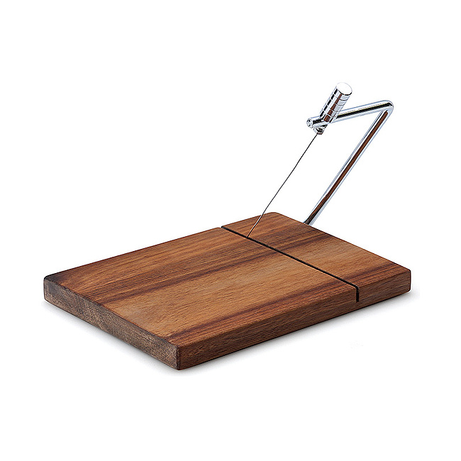 Kseschneider aus Akazienholz, 24 x 17,5 x 2 cm