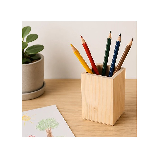 Quadratischer Stiftek�cher aus Holz 11 x 7 cm