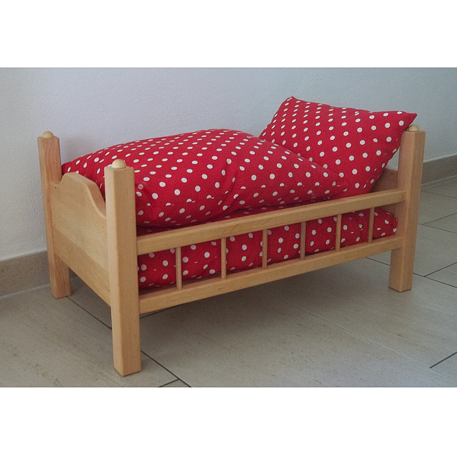 Puppenbett mit Bettbezug rot-wei gepunktet